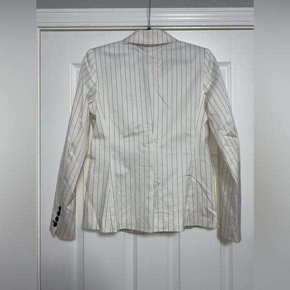 Tommy Hilfiger Striped Pant Suit, Blazer and Pants, Size 2. - Picture 3 of 6